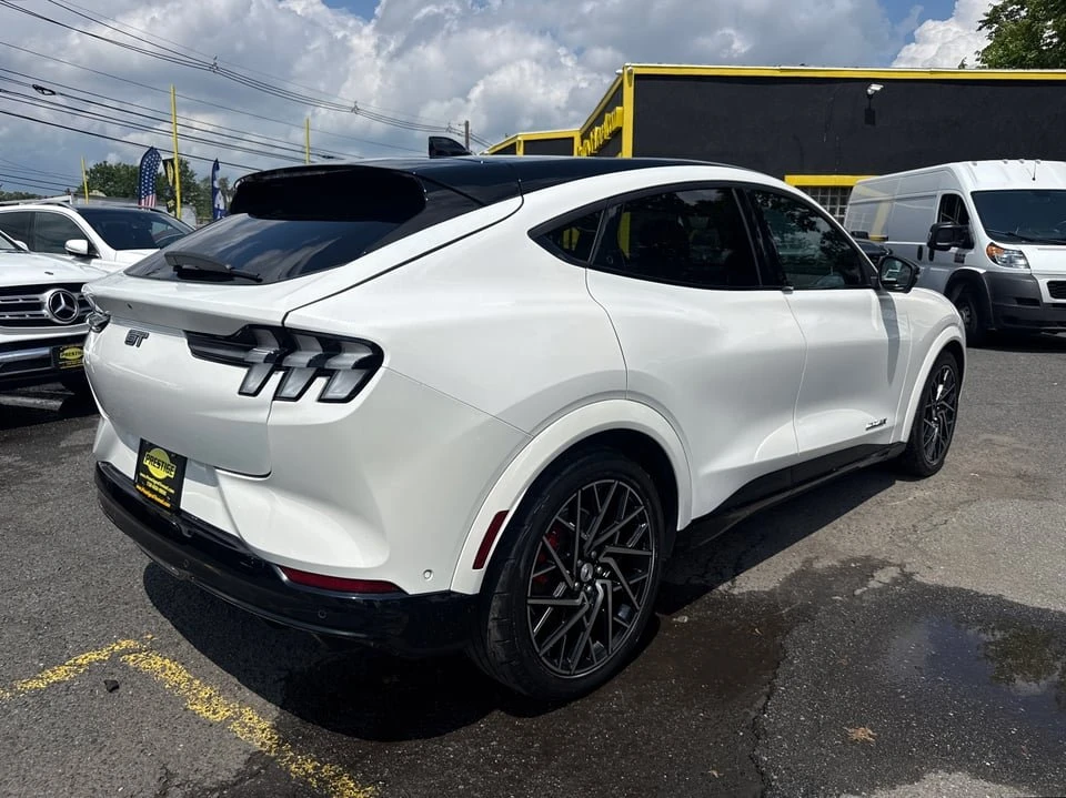 2022 Ford Mustang Mach-E - Image 5 of 20