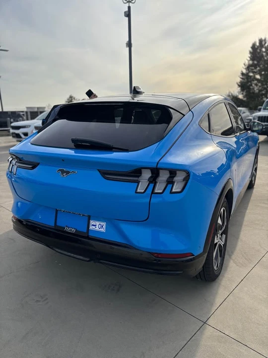 2022 Ford Mustang Mach-E - Image 5 of 15