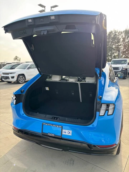 2022 Ford Mustang Mach-E - Image 6 of 15
