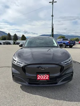 2022 Ford Mustang Mach-E Premium