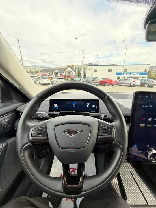 2022 Ford Mustang Mach-E - Image 7 of 10
