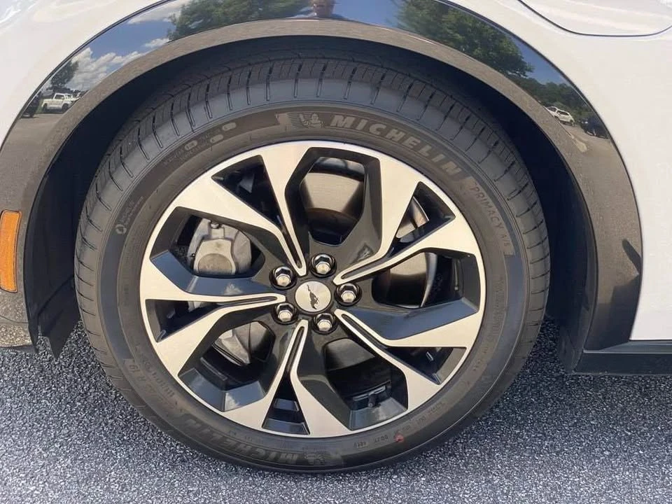 2022 Ford Mustang Mach-E - Image 9 of 16