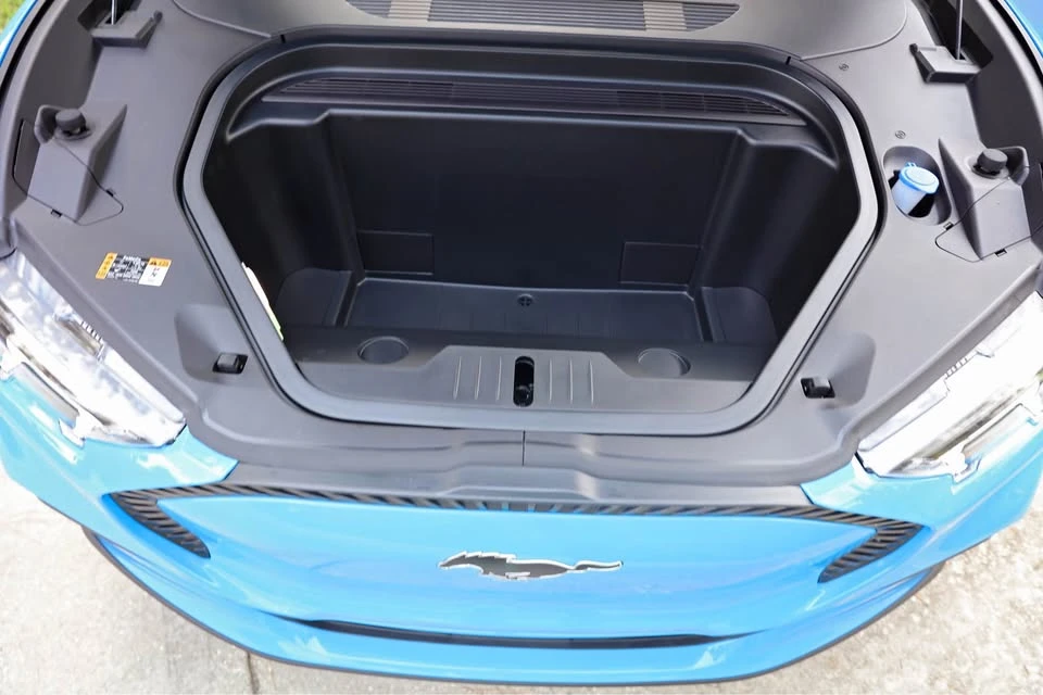 2022 Ford Mustang Mach-E - Image 16 of 18