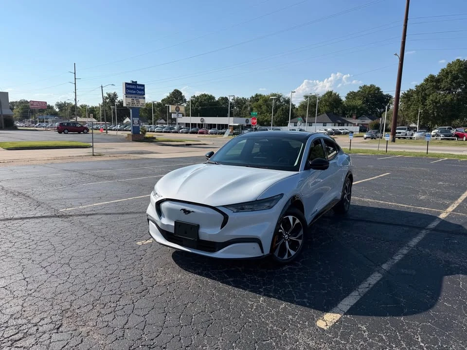 2022 Ford Mustang Mach-E - Image 2 of 12