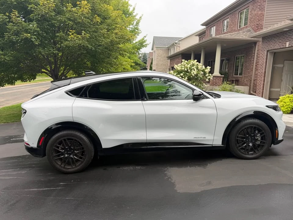 2022 Ford Mustang Mach-E - Image 3 of 14