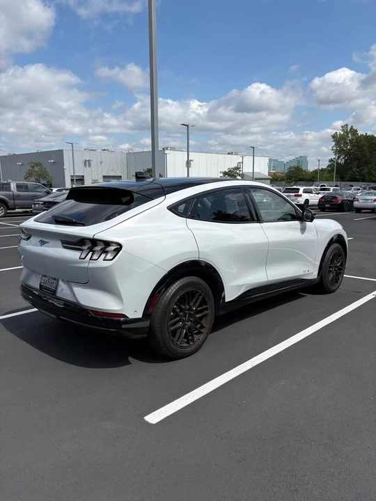 2022 Ford Mustang Mach-E - Image 11 of 11