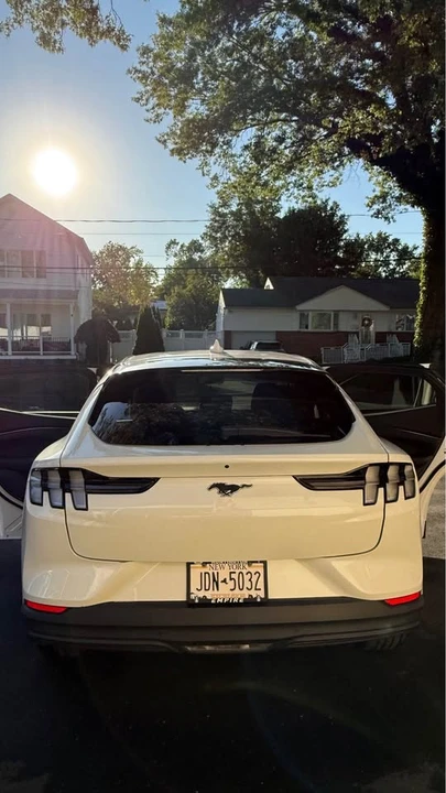 2022 Ford Mustang Mach-E - Image 11 of 18