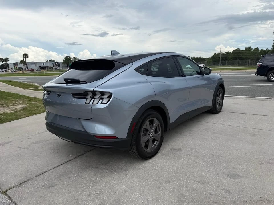 2022 Ford Mustang Mach-E - Image 5 of 14