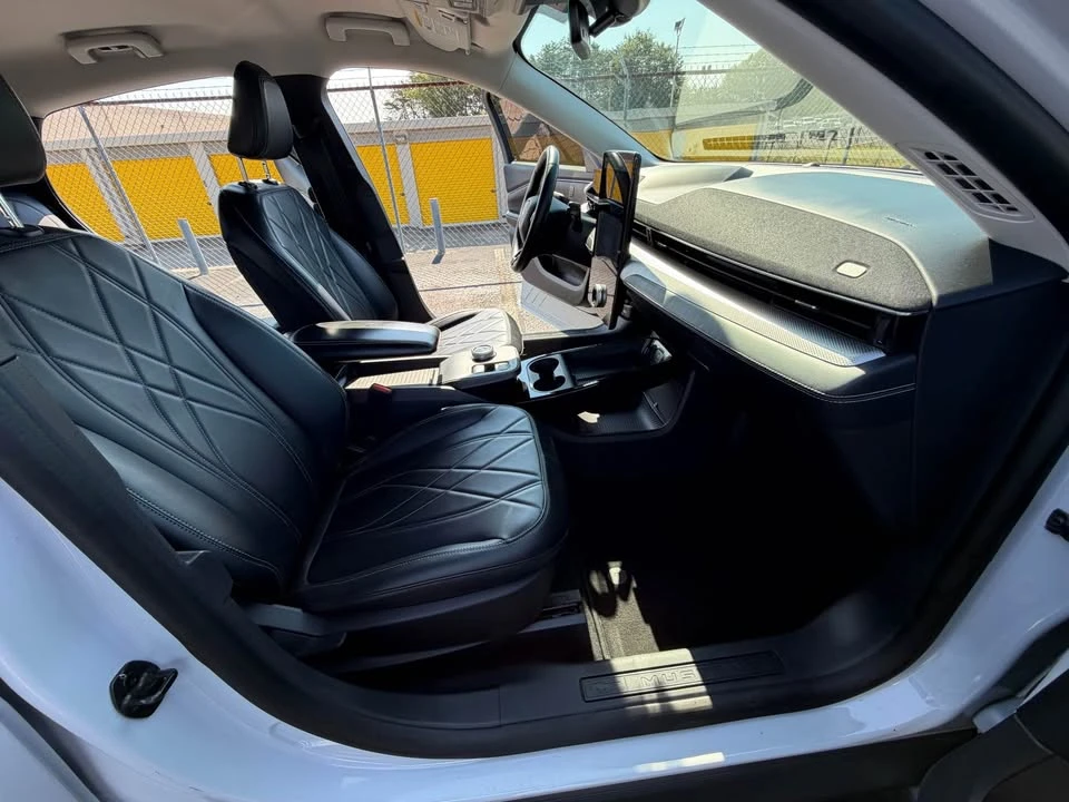 2022 Ford Mustang Mach-E - Image 9 of 16