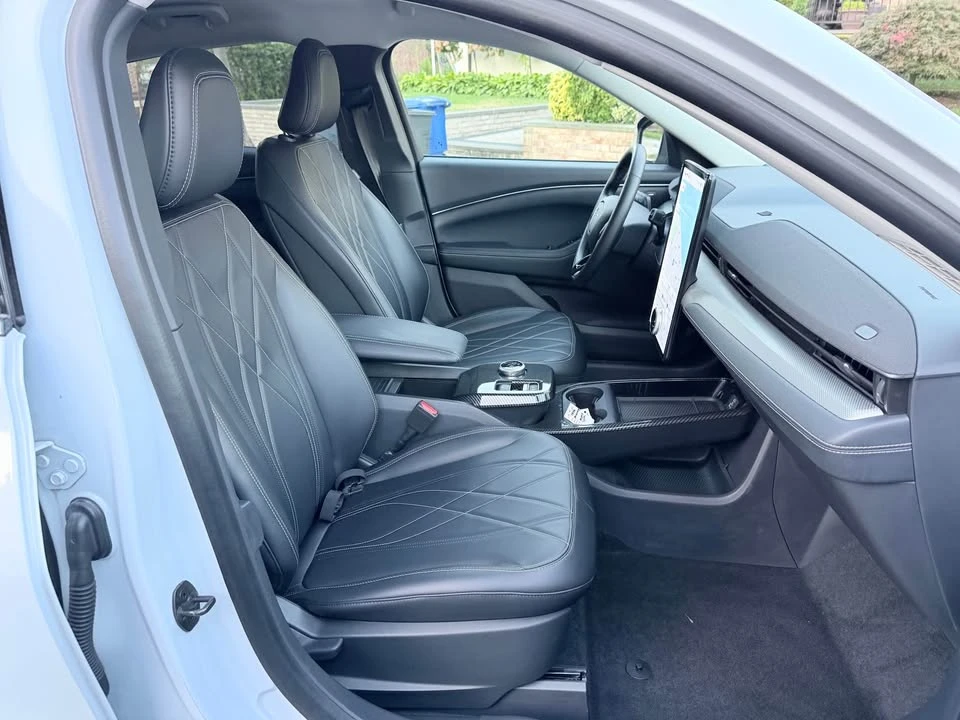 2022 Ford Mustang Mach-E - Image 17 of 19