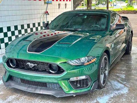 2022 Ford Mustang Mach-1