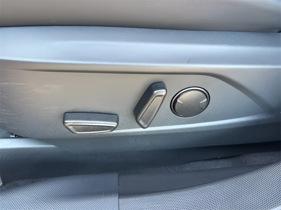 2022 Ford Mustang Mach-E - Image 10 of 12