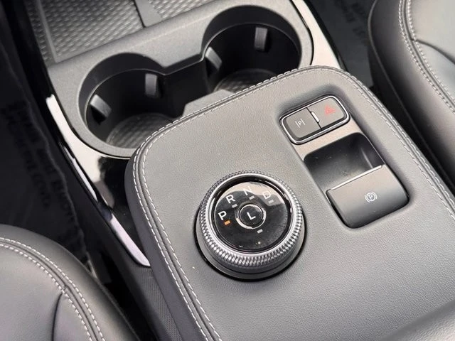 2022 Ford Mustang Mach-E - Image 24 of 30