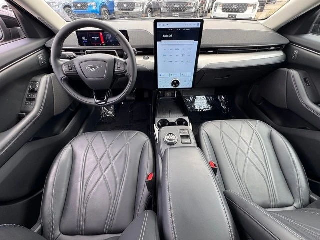 2022 Ford Mustang Mach-E - Image 27 of 30