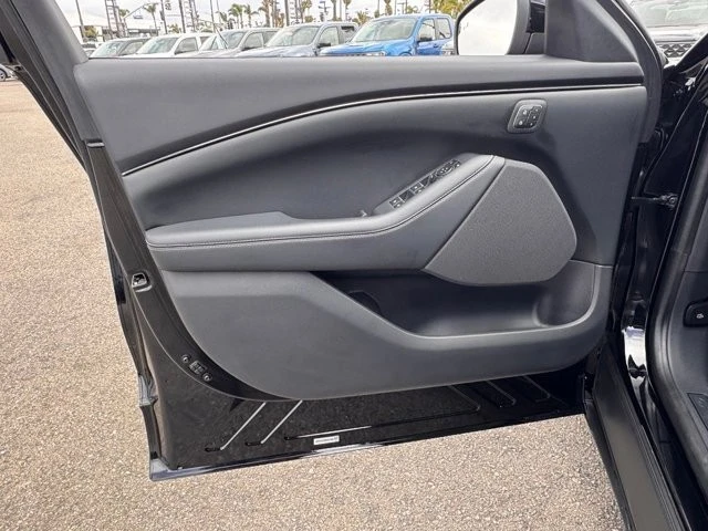 2022 Ford Mustang Mach-E - Image 15 of 30