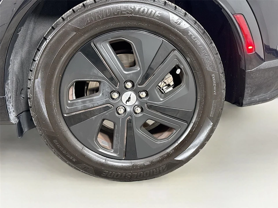 2022 Ford Mustang Mach-E - Image 29 of 31