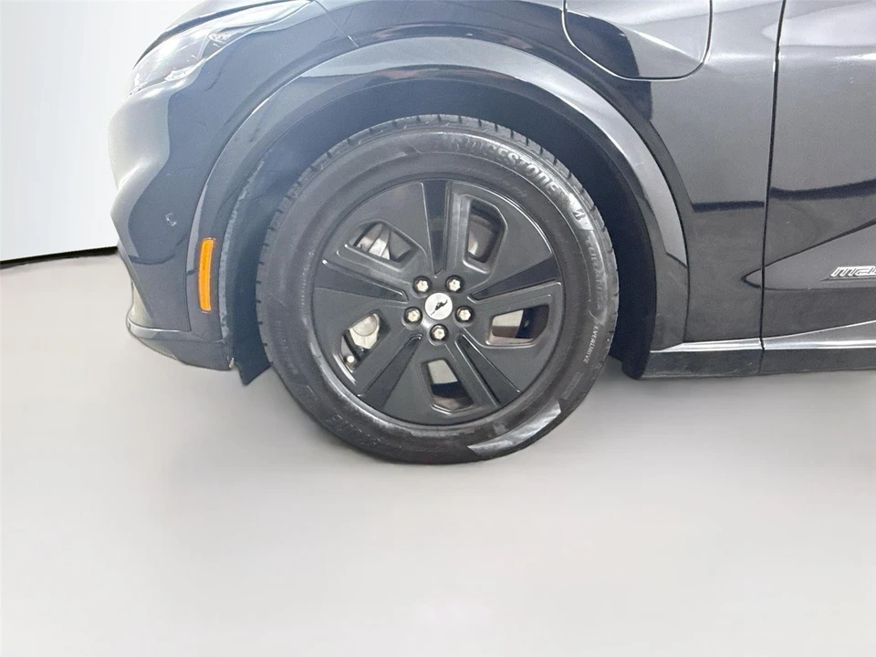 2022 Ford Mustang Mach-E - Image 28 of 31