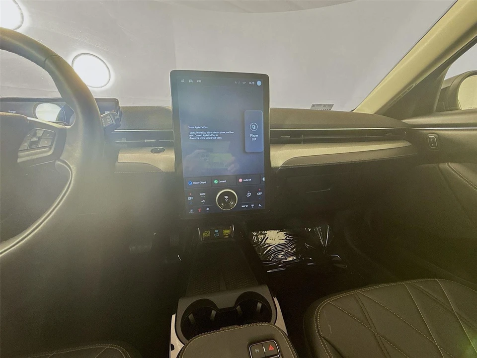 2022 Ford Mustang Mach-E - Image 8 of 31