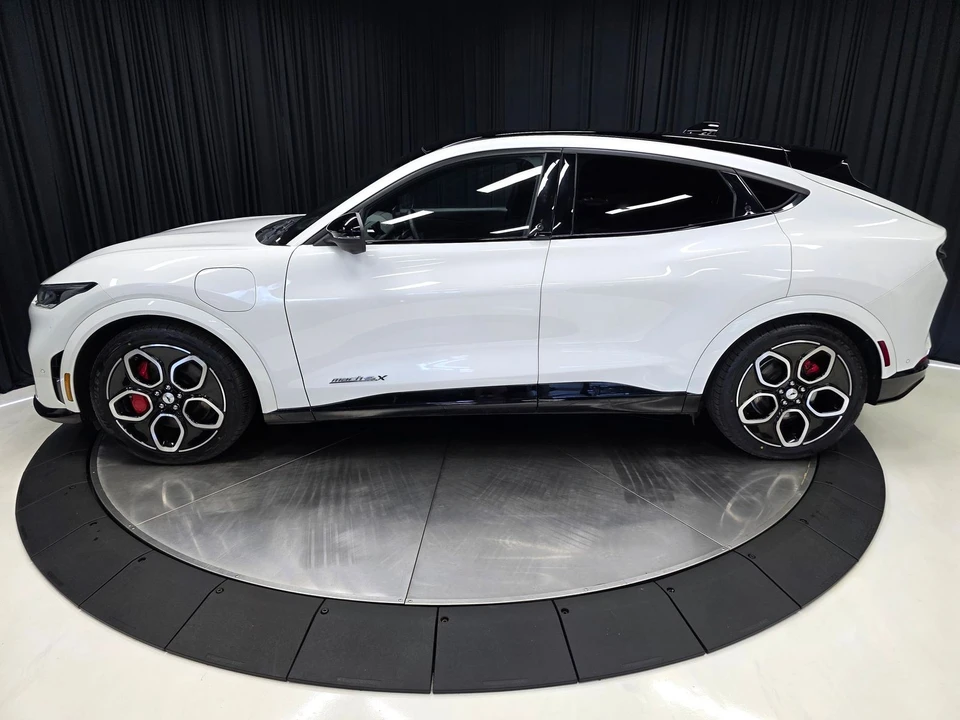 2022 Ford Mustang Mach-E - Image 8 of 21