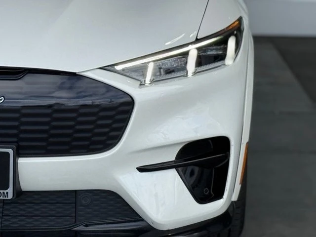 2022 Ford Mustang Mach-E - Image 5 of 21