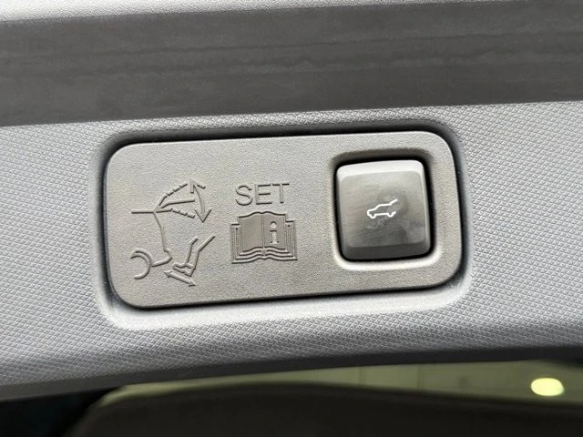 2022 Ford Mustang Mach-E - Image 14 of 21