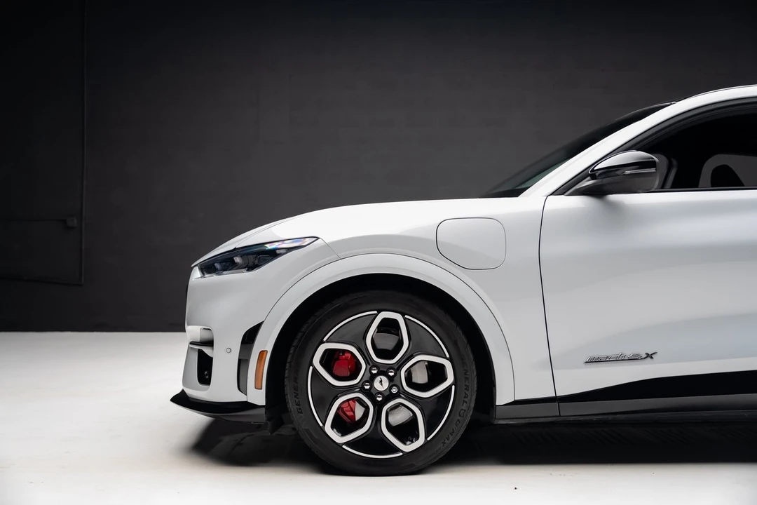 2022 Ford Mustang Mach-E - Image 17 of 21