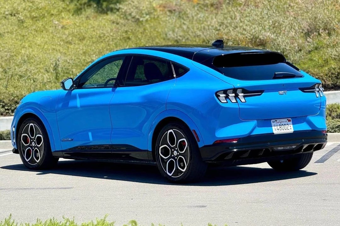 2022 Ford Mustang Mach-E - Image 4 of 31