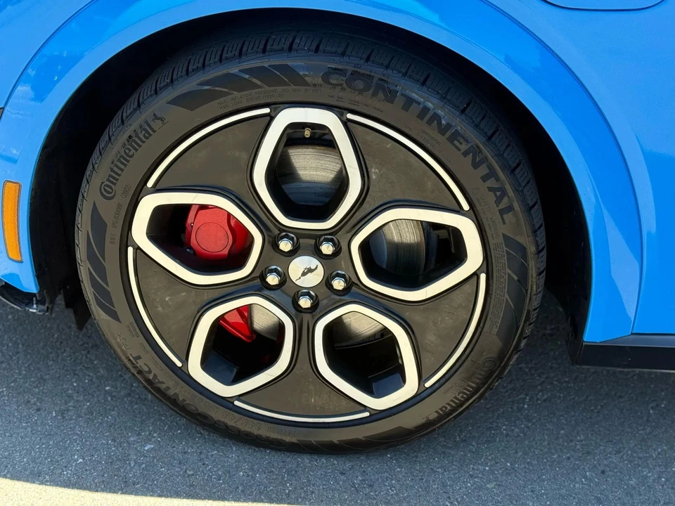 2022 Ford Mustang Mach-E - Image 10 of 31