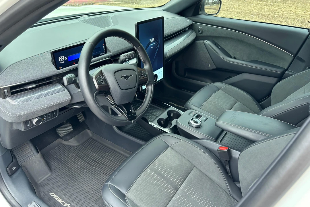 2022 Ford Mustang Mach-E - Image 31 of 31