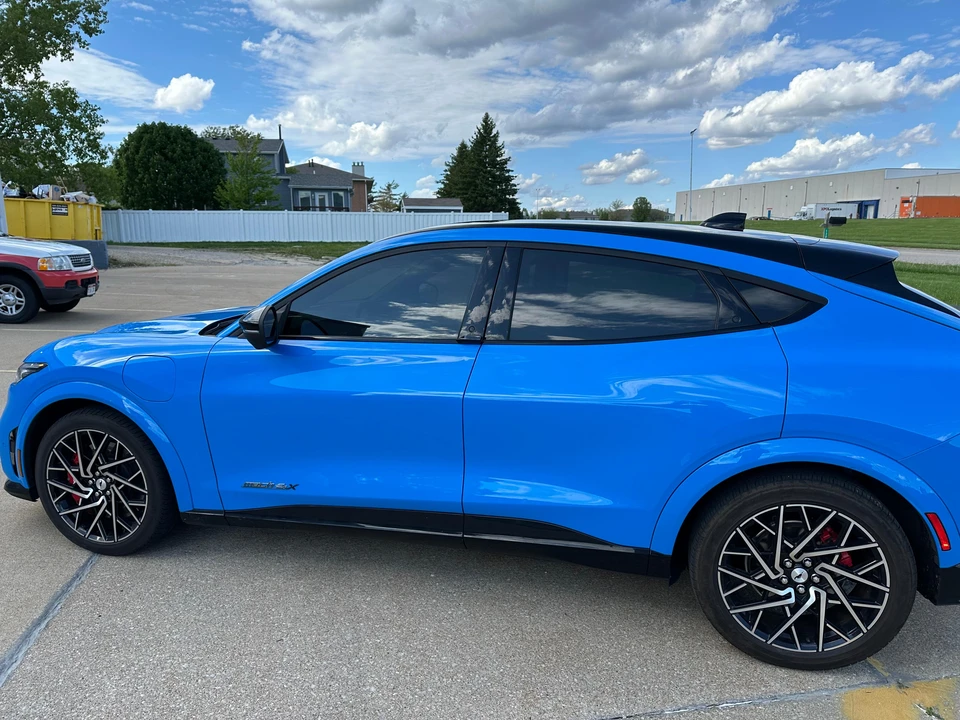 2022 Ford Mustang Mach-E - Image 11 of 31