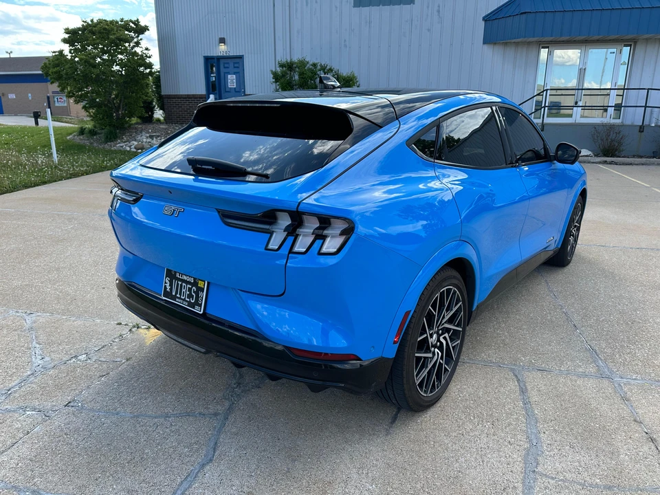 2022 Ford Mustang Mach-E - Image 14 of 31