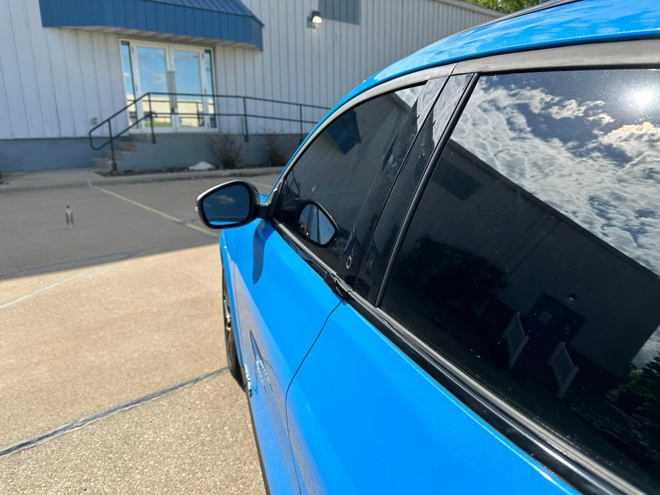 2022 Ford Mustang Mach-E - Image 28 of 31
