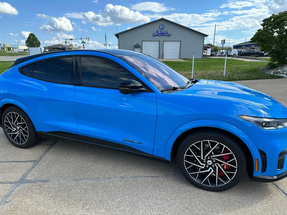 2022 Ford Mustang Mach-E - Image 19 of 31