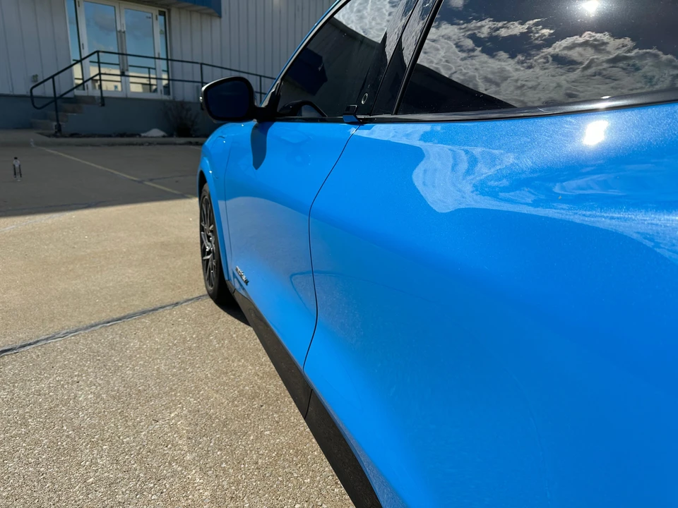 2022 Ford Mustang Mach-E - Image 27 of 31