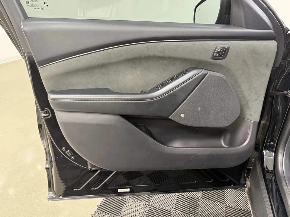 2022 Ford Mustang Mach-E - Image 9 of 12