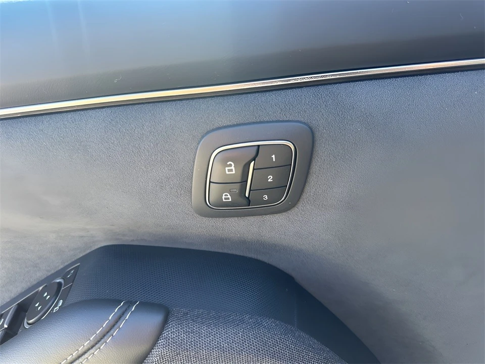 2022 Ford Mustang Mach-E - Image 11 of 12