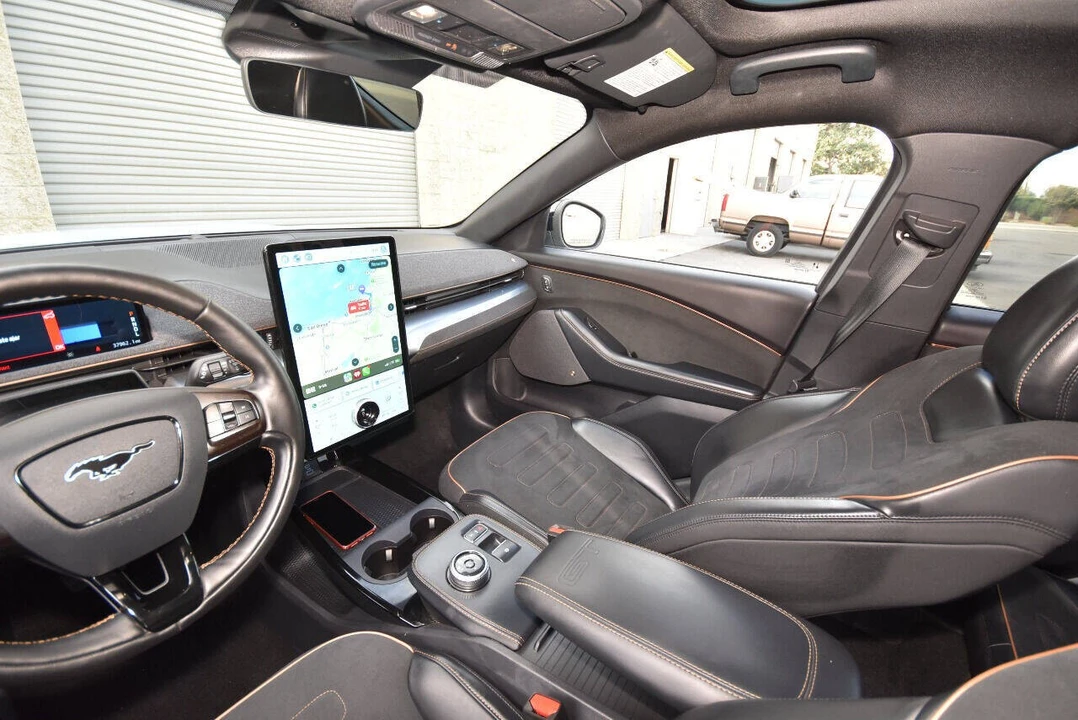 2022 Ford Mustang Mach-E - Image 10 of 21