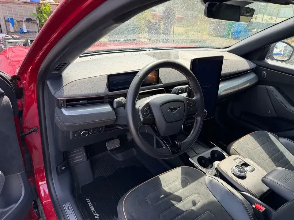 2022 Ford Mustang Mach-E - Image 18 of 20