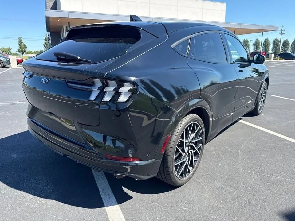 2022 Ford Mustang Mach-E - Image 4 of 17