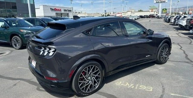 2022 Ford Mustang Mach-E - Image 11 of 20