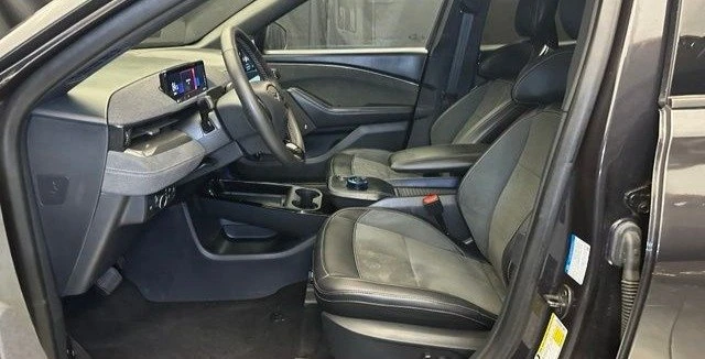 2022 Ford Mustang Mach-E - Image 20 of 20