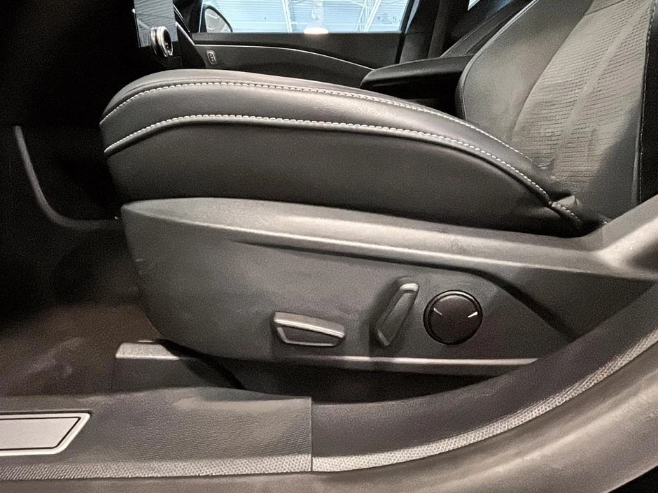 2022 Ford Mustang Mach-E - Image 12 of 17