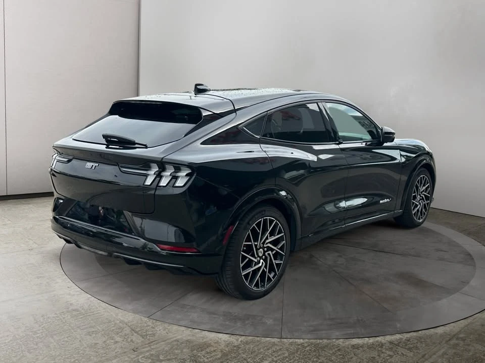 2022 Ford GT 2nd Gen - Image 5 of 19