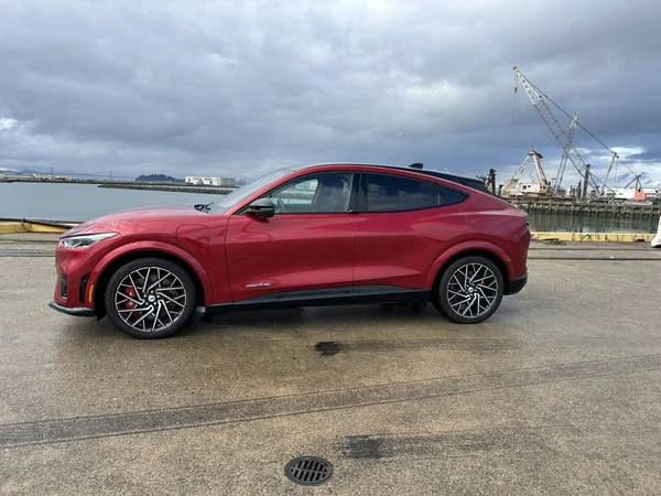 2022 Ford Mustang Mach-E - Image 17 of 18
