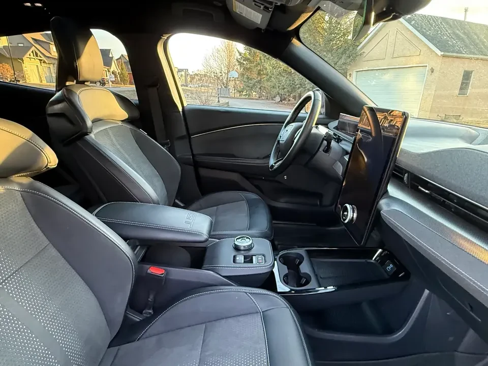 2022 Ford Mustang Mach-E - Image 6 of 7
