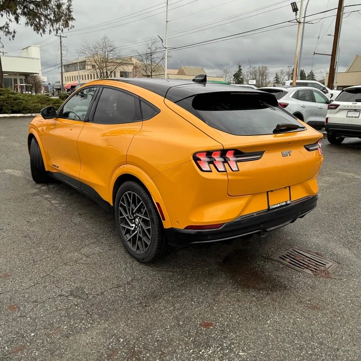 2022 Ford Mustang Mach-E - Image 5 of 14