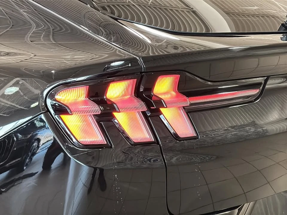 2022 Ford Mustang Mach-E - Image 11 of 20