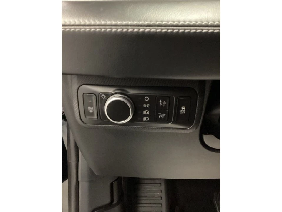 2022 Ford Mustang Mach-E - Image 16 of 20
