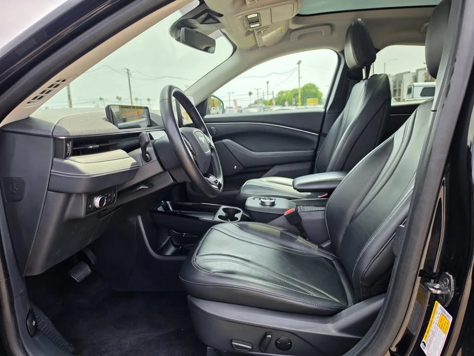 2022 Ford Mustang Mach-E - Image 9 of 19