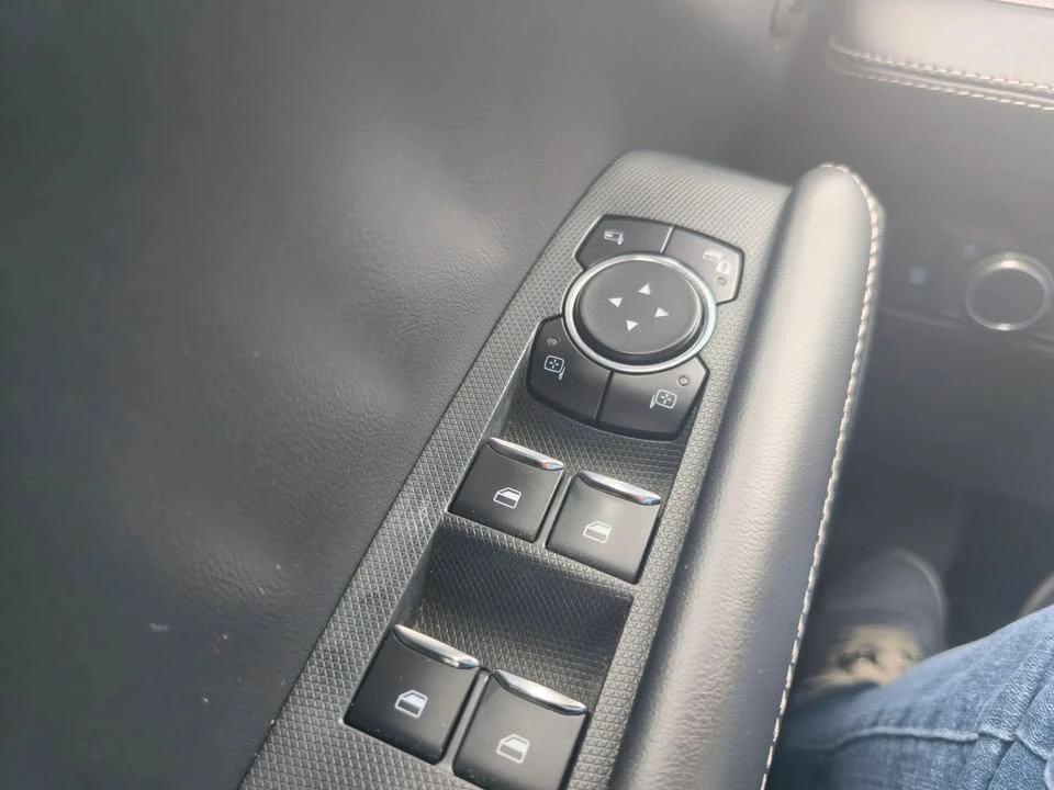 2022 Ford Mustang Mach-E - Image 15 of 20